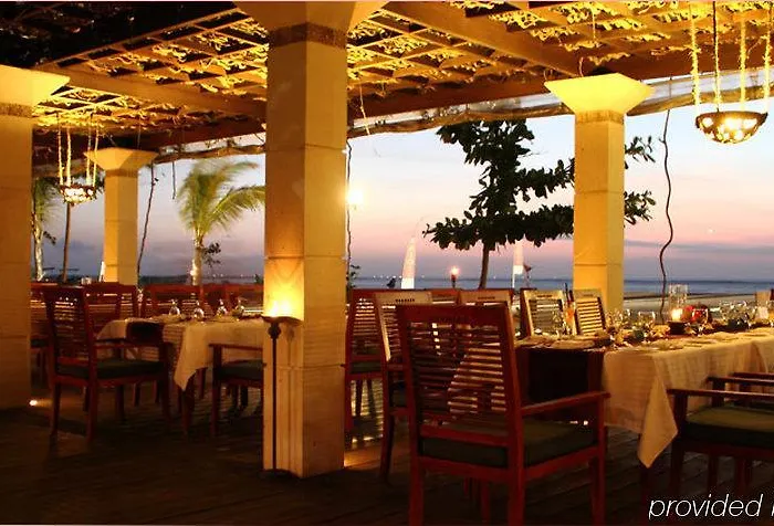 The Sandi Phala And Ma Joly Restaurant リゾート クタ